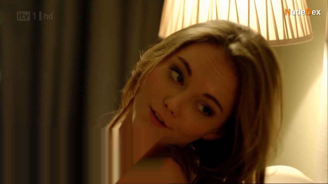 Jayne Wisener in Injustice, photo 7