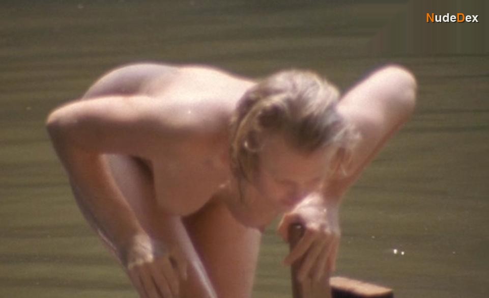 Jeanie Cheek in Dark Harvest, photo 3