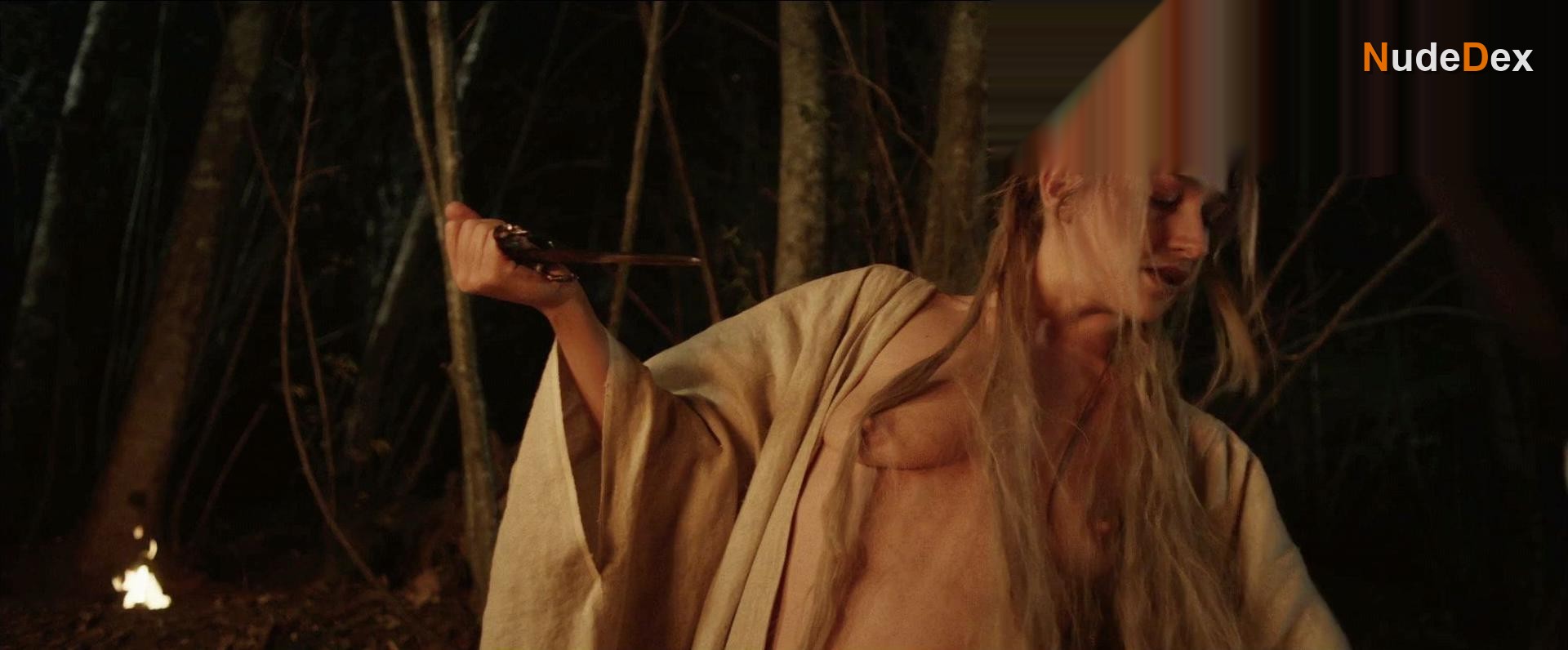 Jemima Kirke in The Little Hours, photo 22