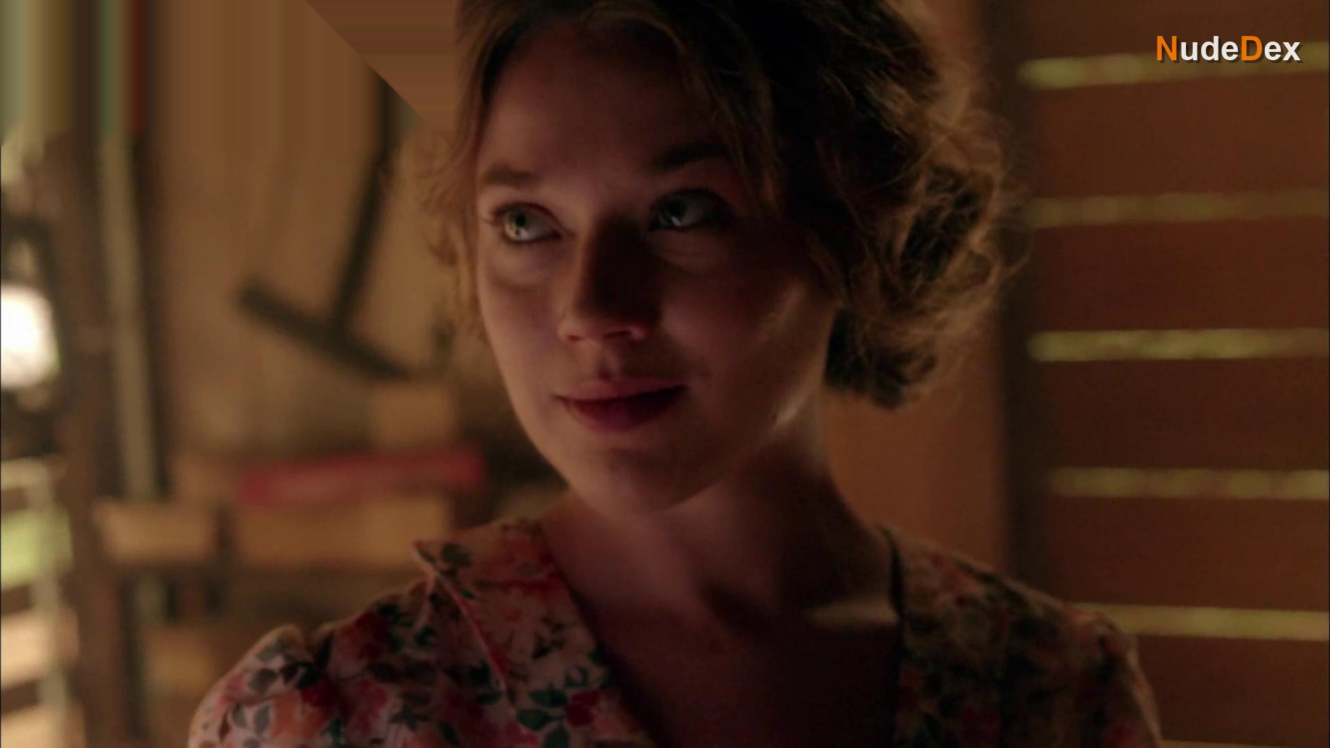 Jemima West in Indian Summers, photo 6