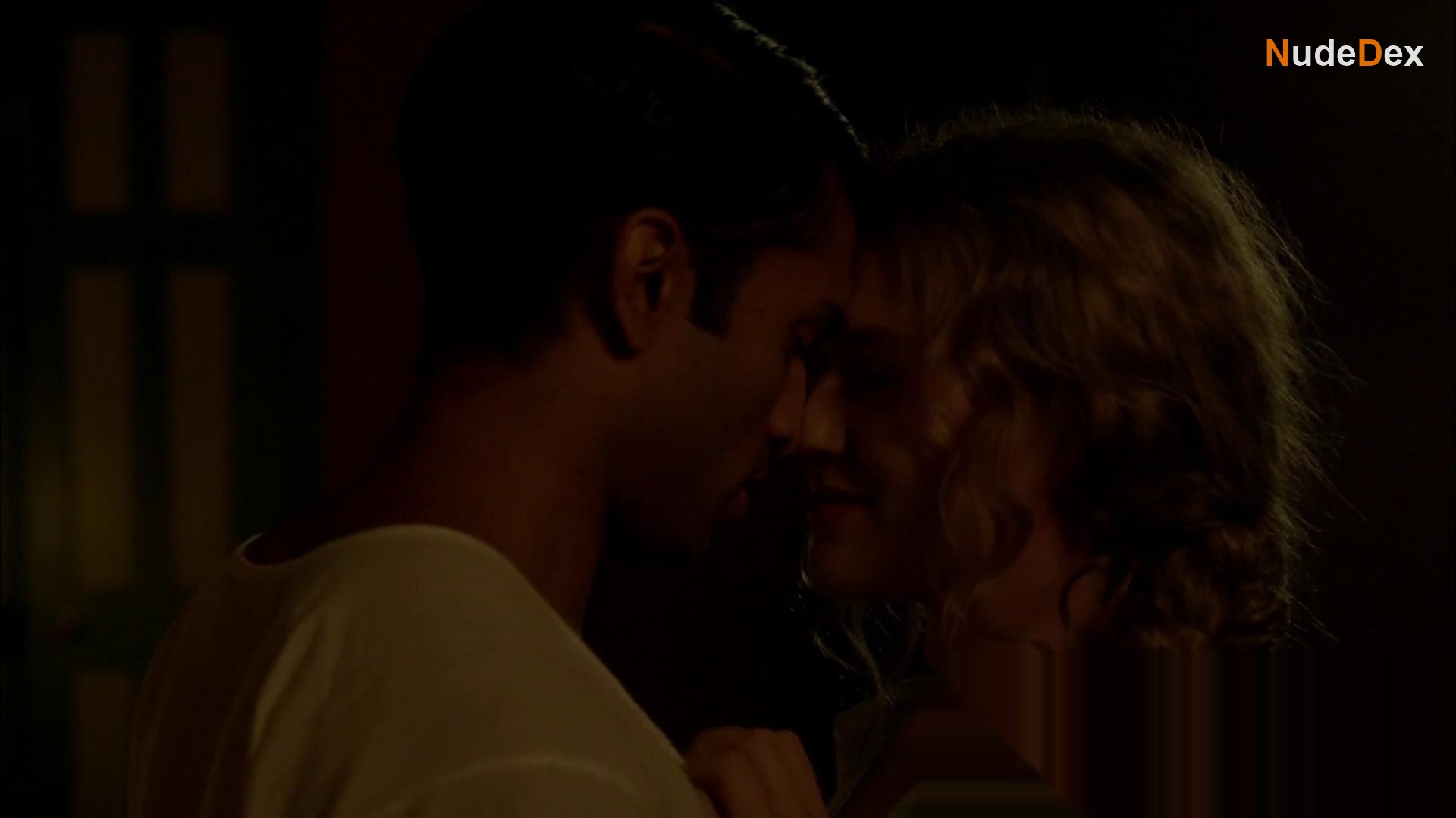 Jemima West in Indian Summers, photo 8