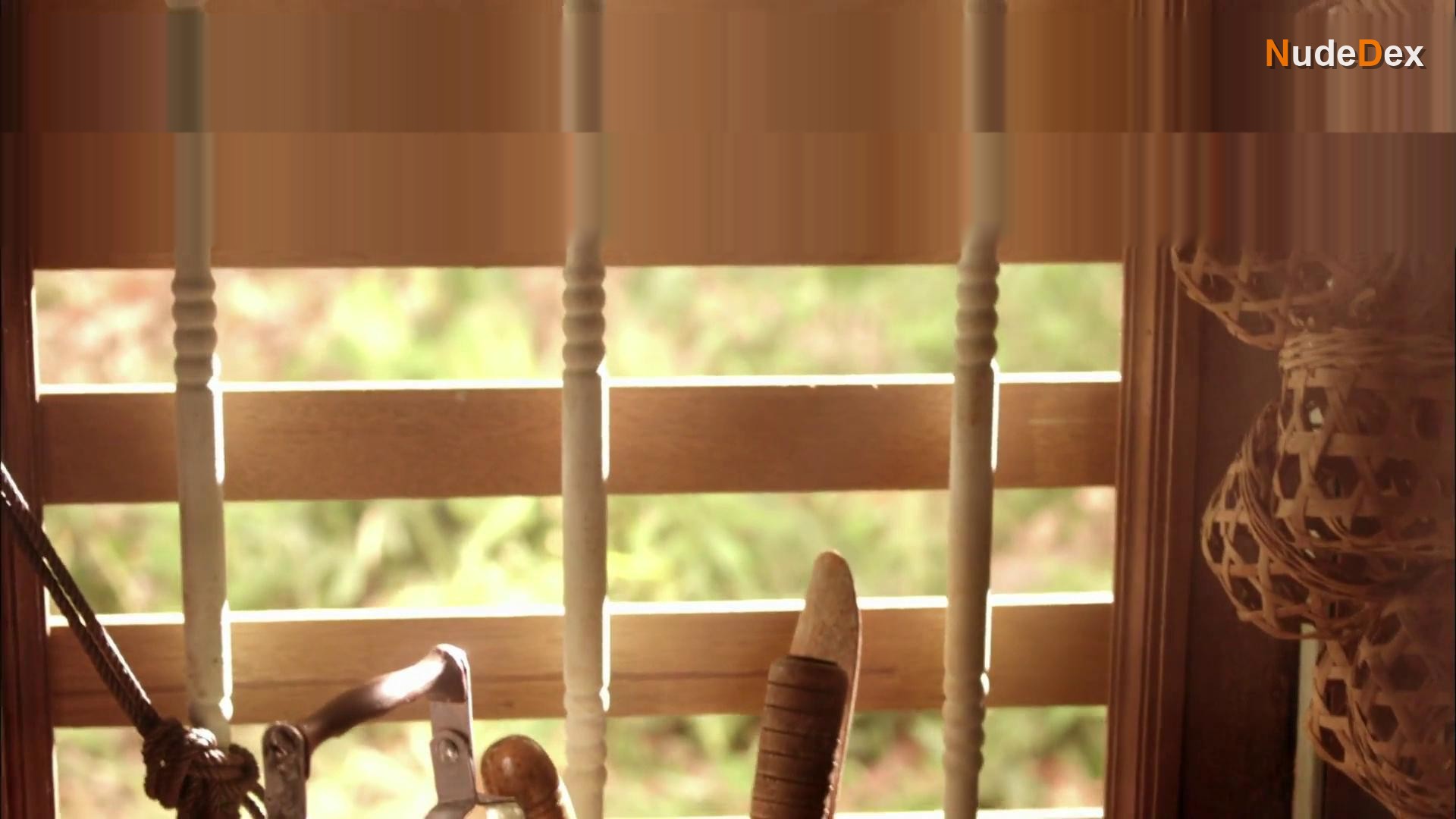 Jemima West in Indian Summers, photo 12