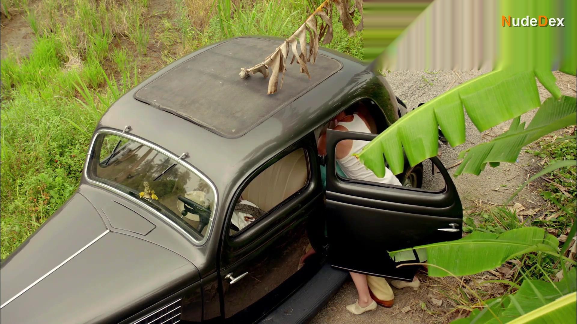 Jemima West in Indian Summers, photo 16
