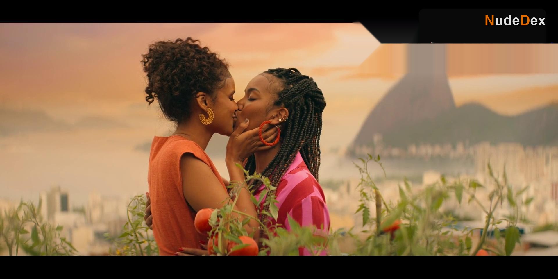 Jeniffer Dias in Rich In Love, photo 1