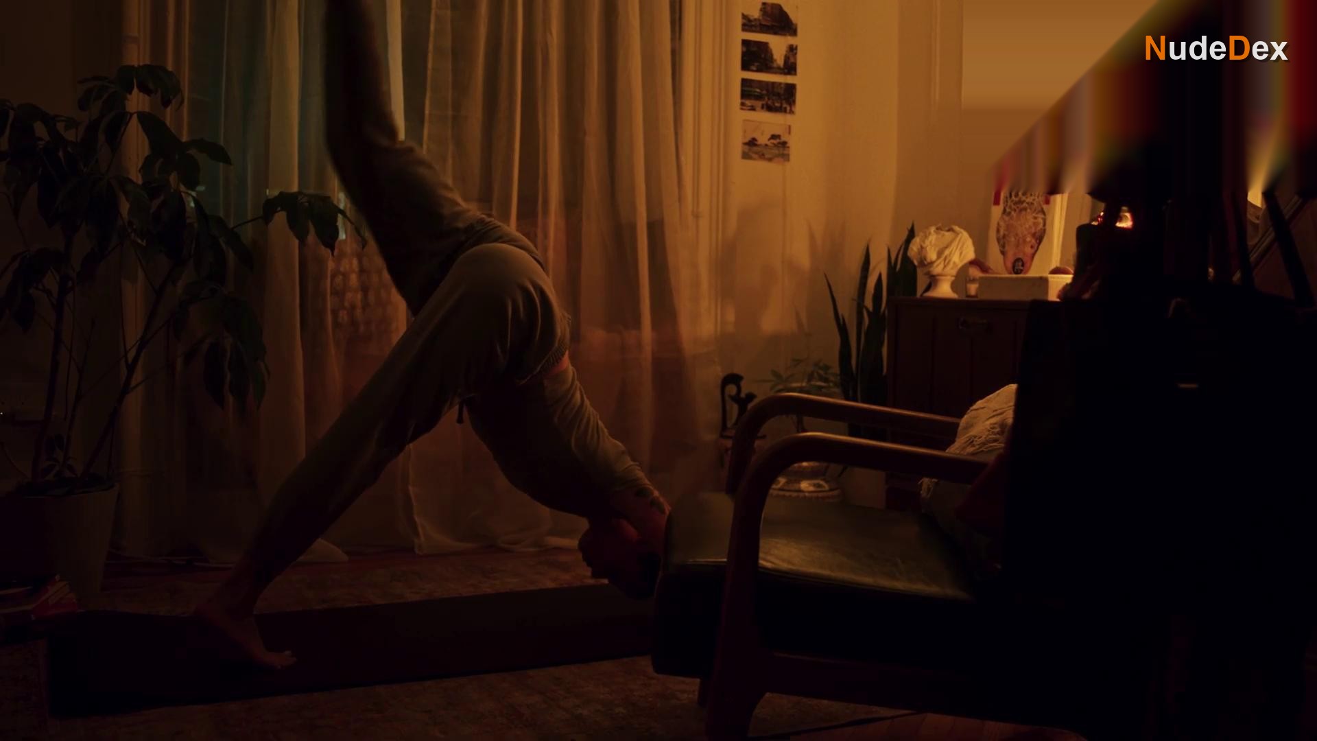 Jenna Kanell in Feign, photo 3