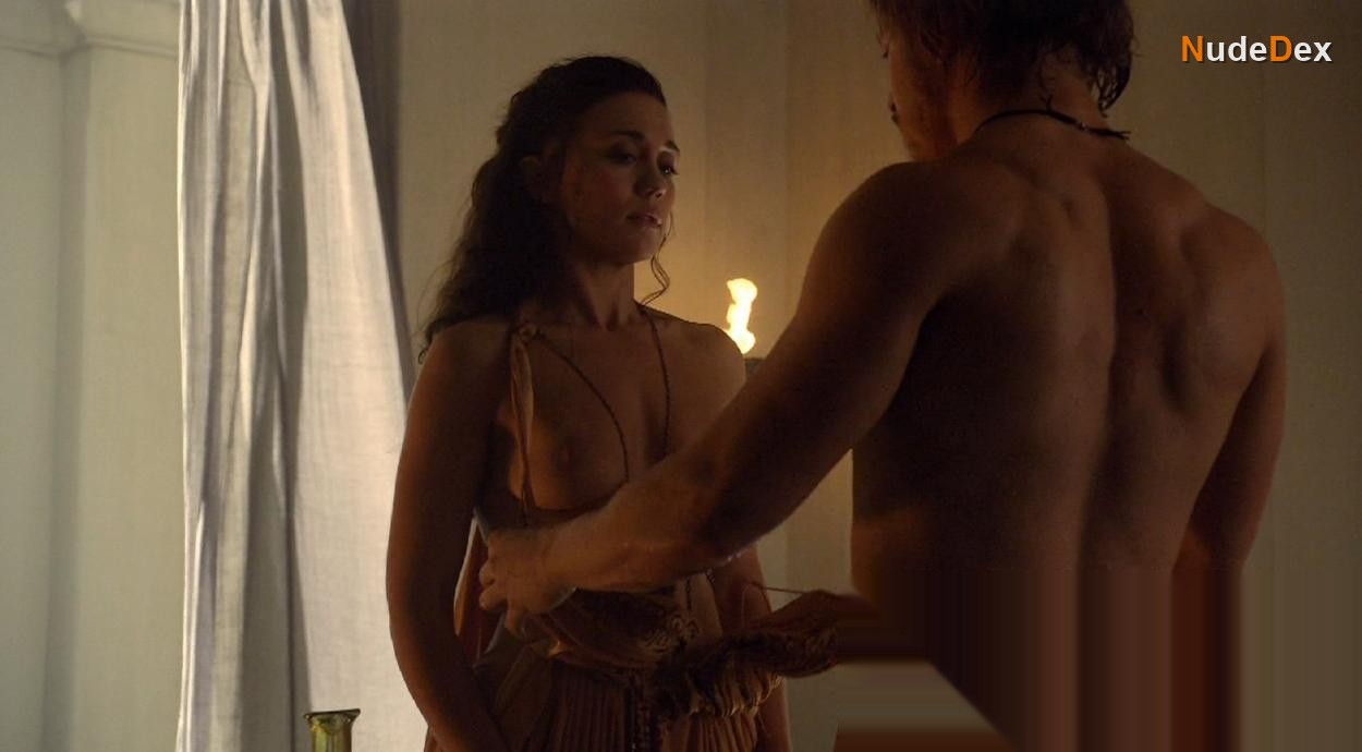 Jenna Lind in Spartacus, photo 10