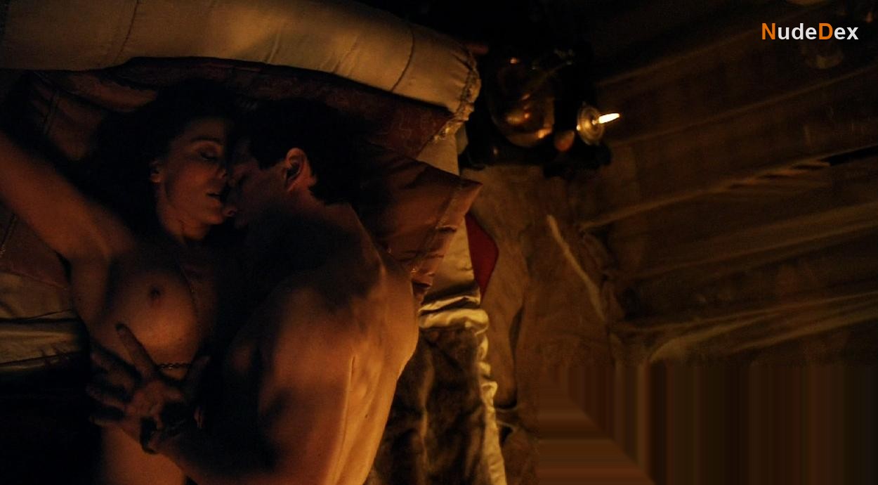 Jenna Lind in Spartacus, photo 11