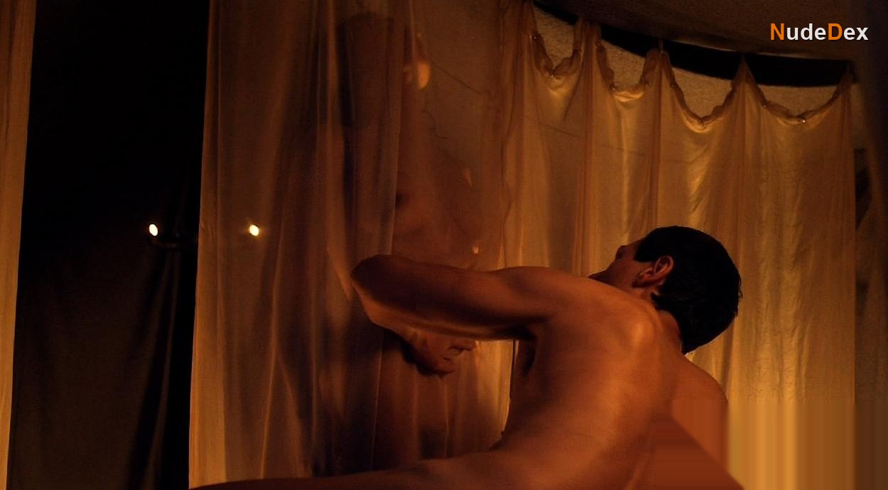 Jenna Lind in Spartacus, photo 16