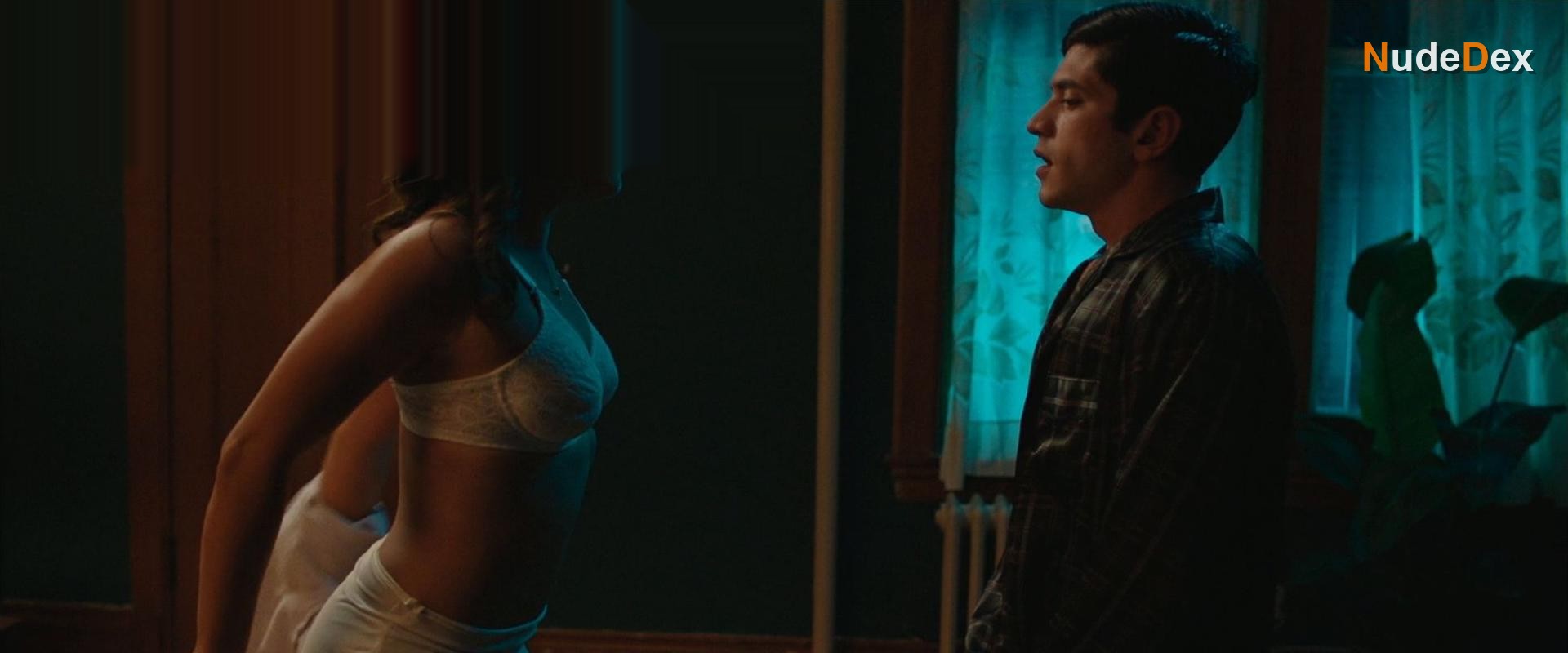 Jenna Ushkowitz in Hello Again, photo 9