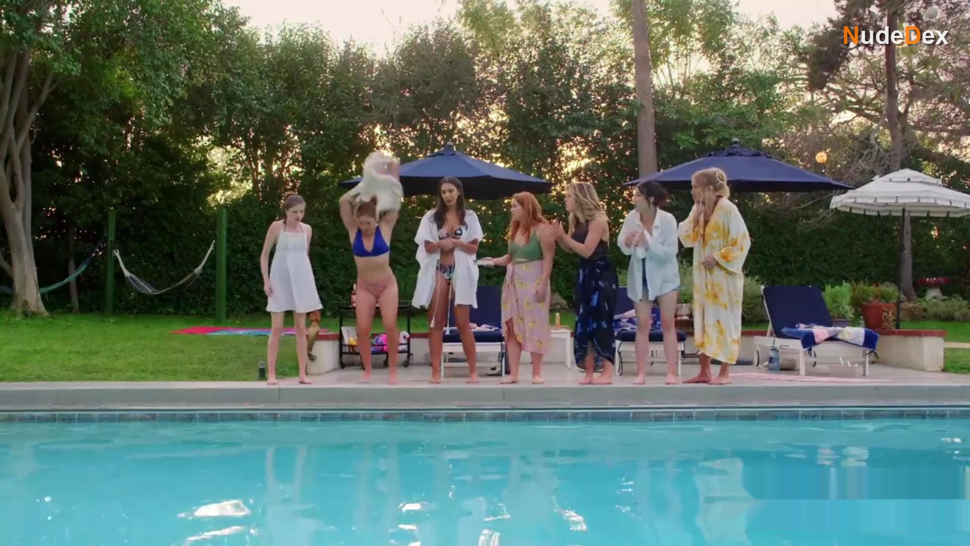 Jenna Ushkowitz in Rose All Day, photo 4