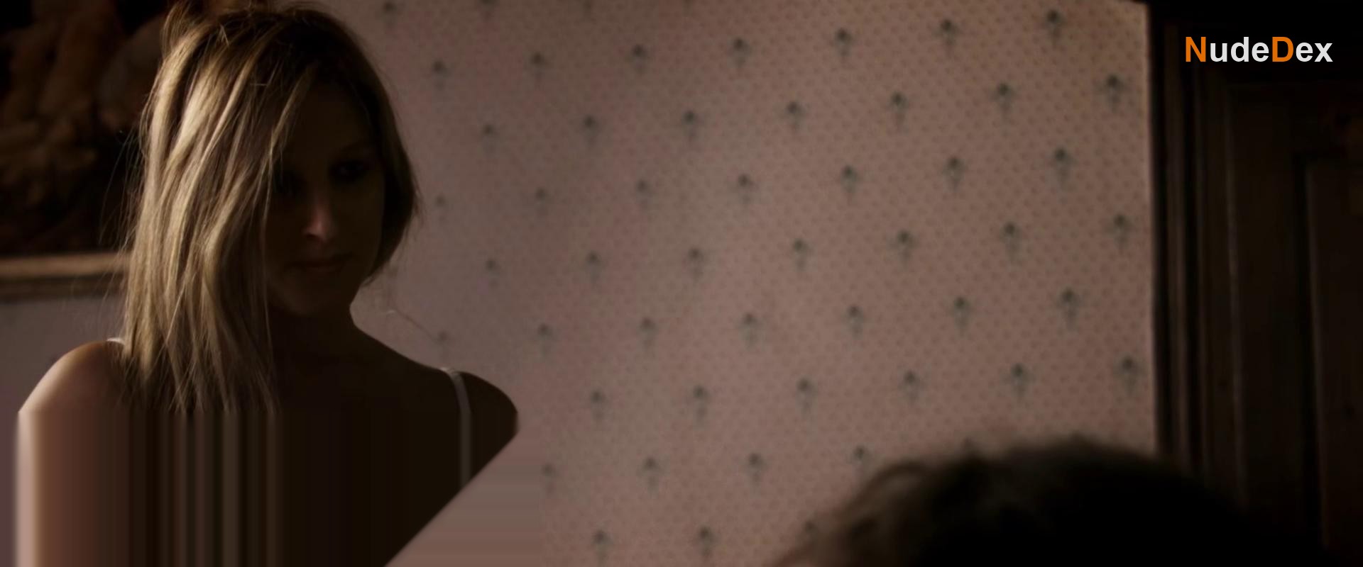 Jennifer Brigant in The Blood Rose, photo 4