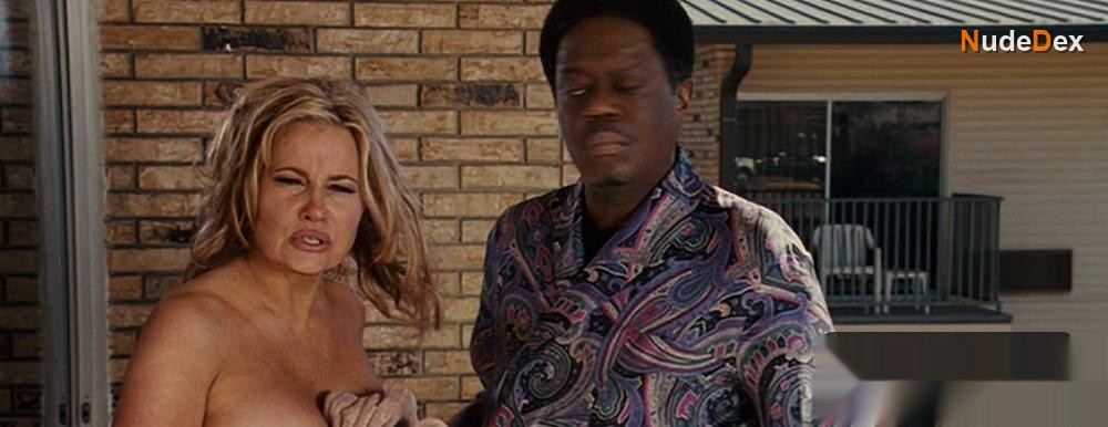Jennifer Coolidge in Soul Men, photo 3