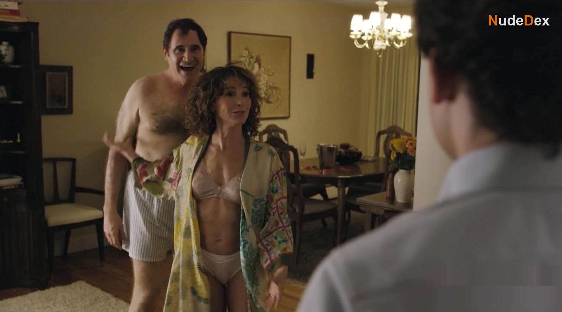 Jennifer Grey in Red Oaks, photo 8
