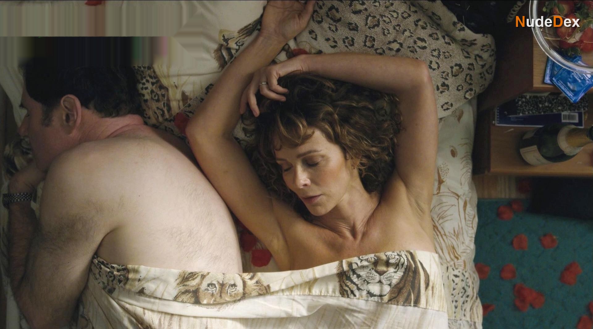 Jennifer Grey in Red Oaks, photo 10