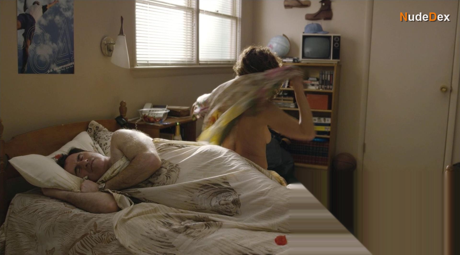 Jennifer Grey in Red Oaks, photo 11