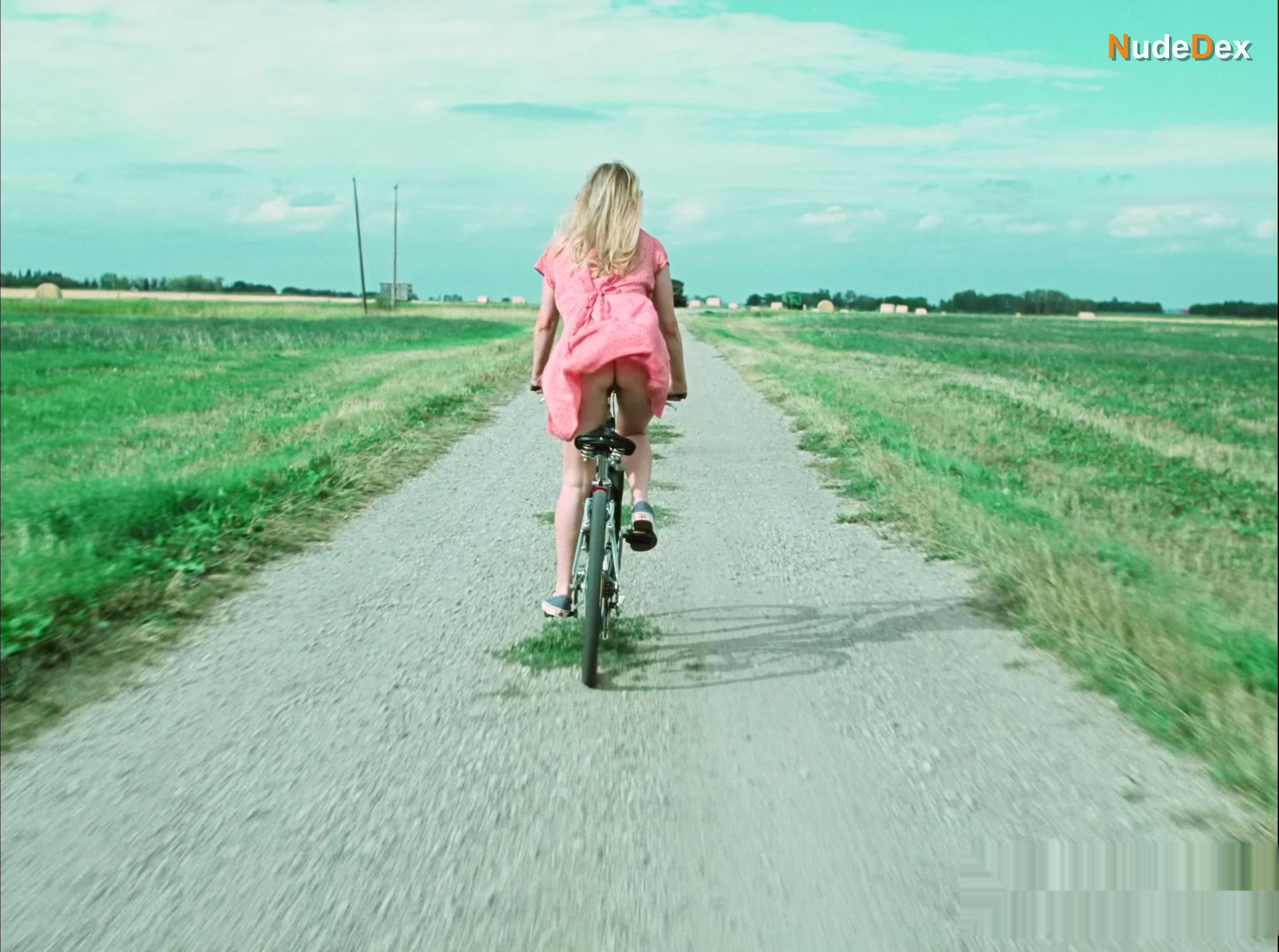 Jennifer Lawrence in Die, My Love, photo 10