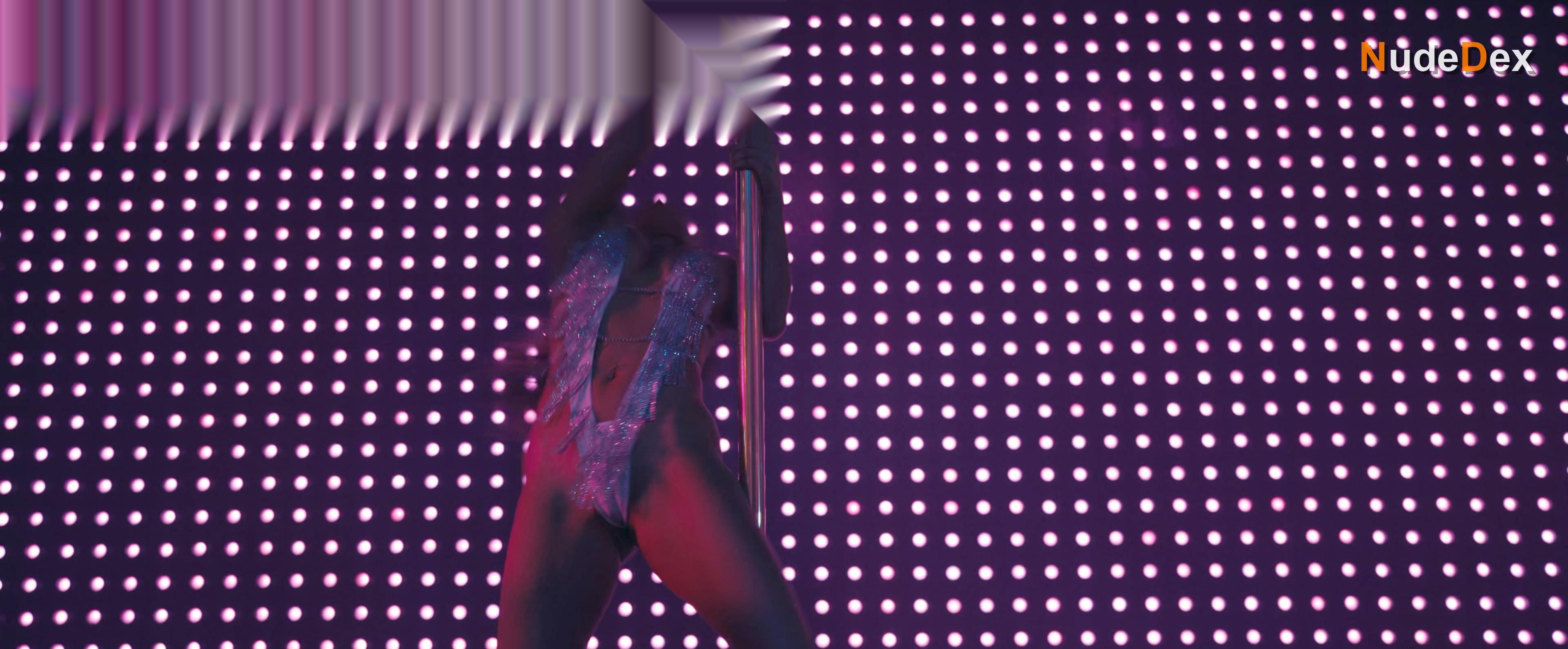 Jennifer Lopez in Hustlers, photo 10