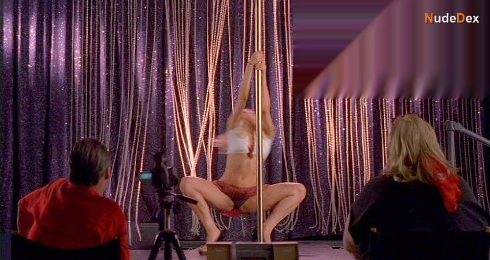 Jennifer Perry in Hard Breakers, photo 3
