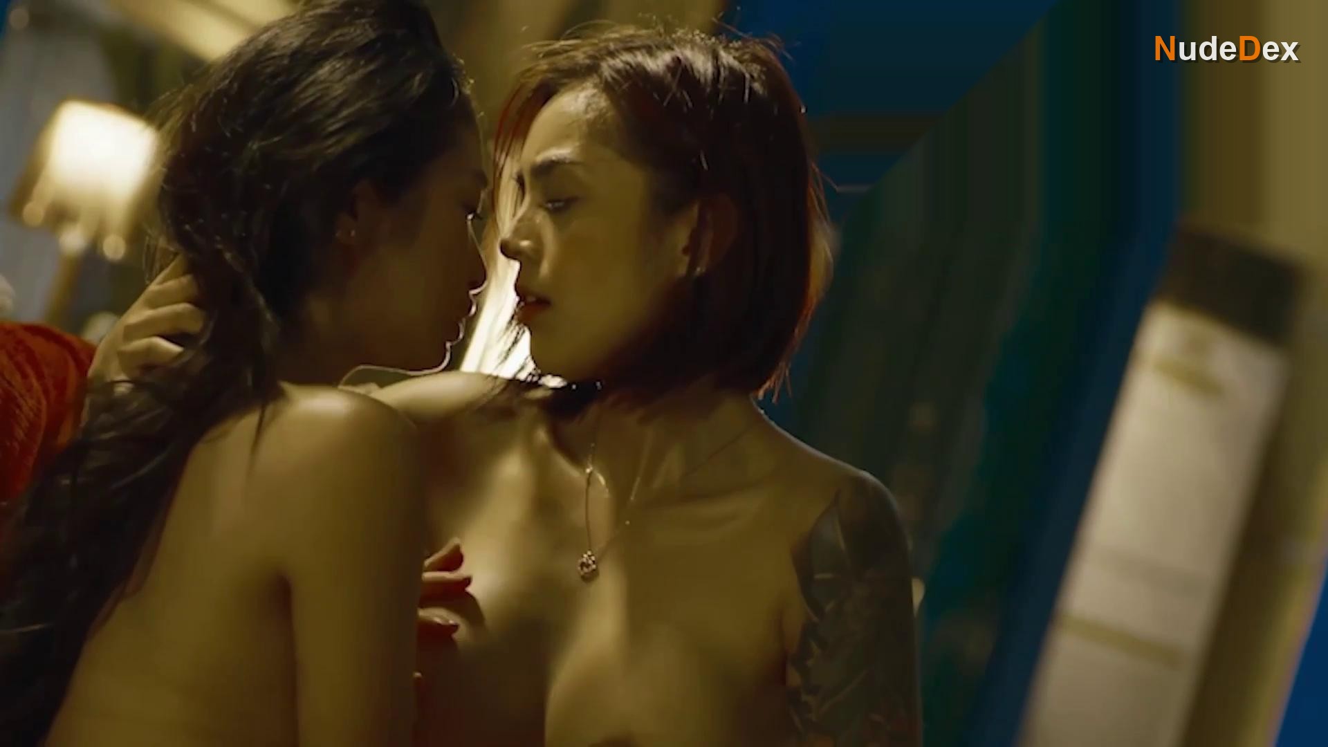Jenn Rosa in Climax, photo 1