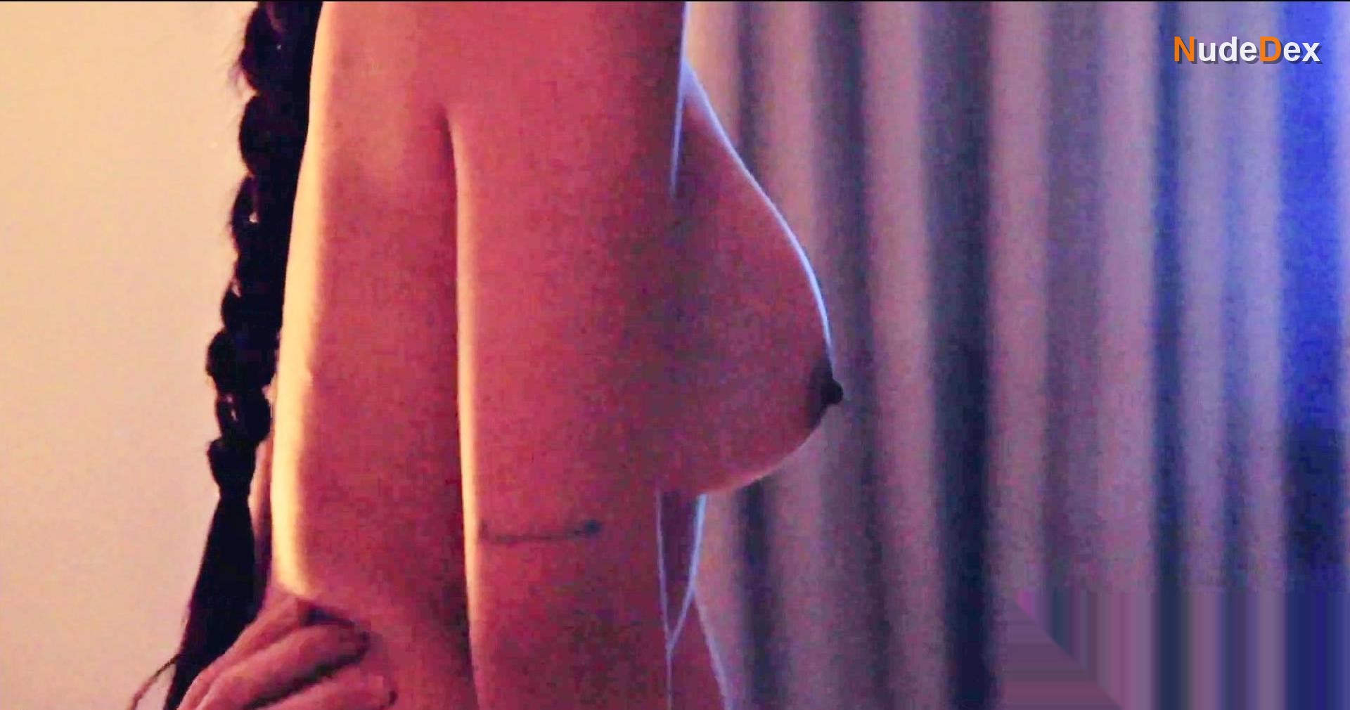 Jenn Rosa in Sem Break, photo 23