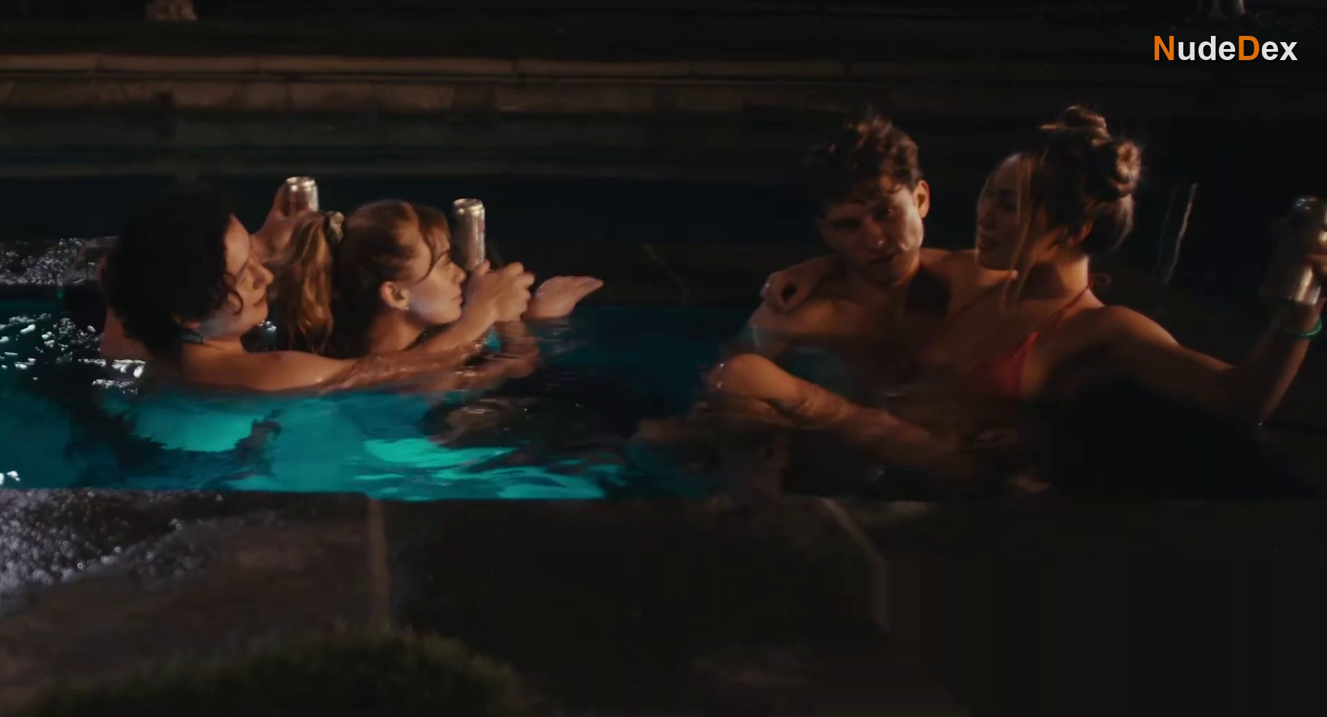 Jenny Lange in Say Less, photo 2