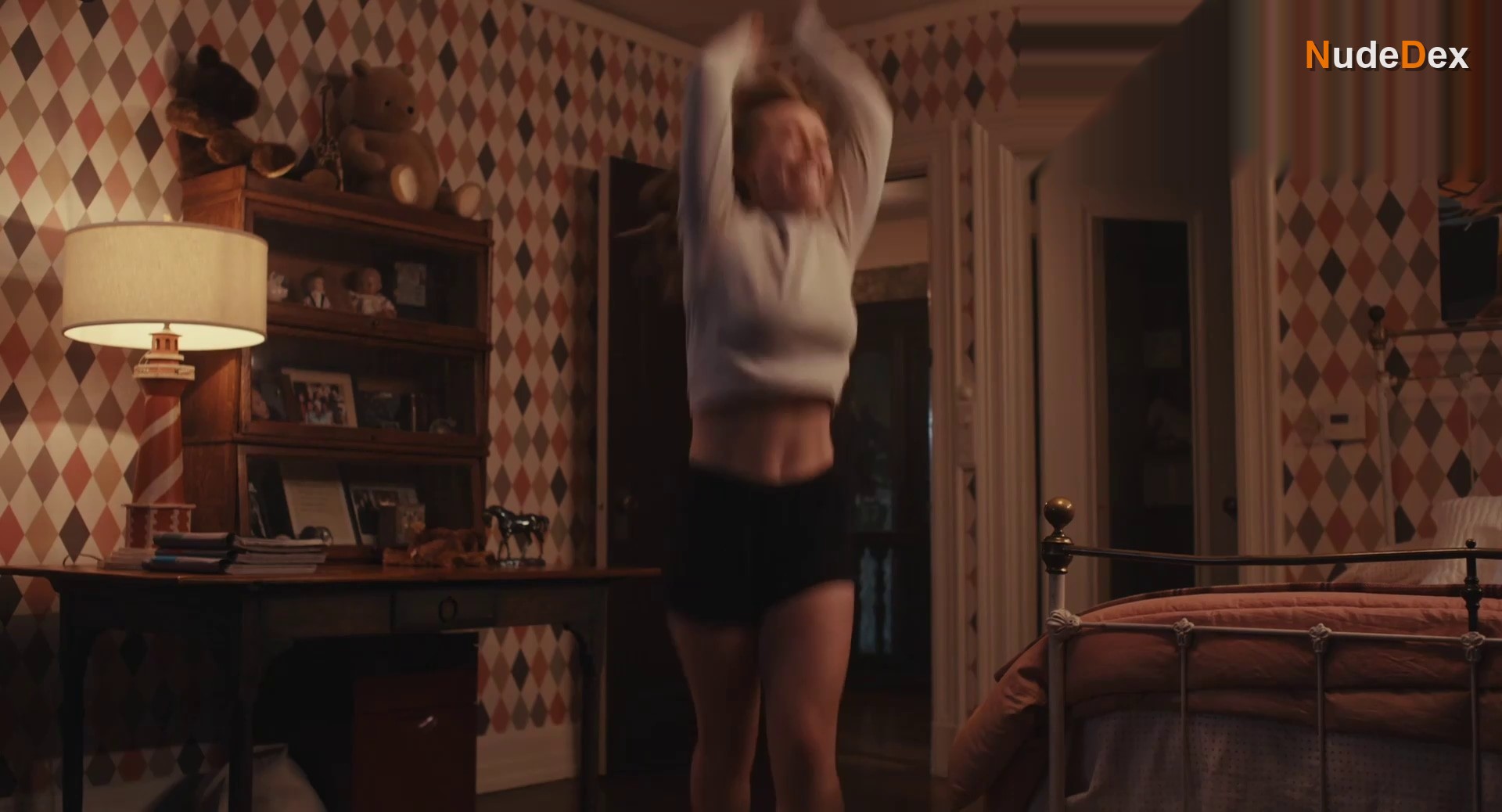 Jenny Lange in Say Less, photo 3