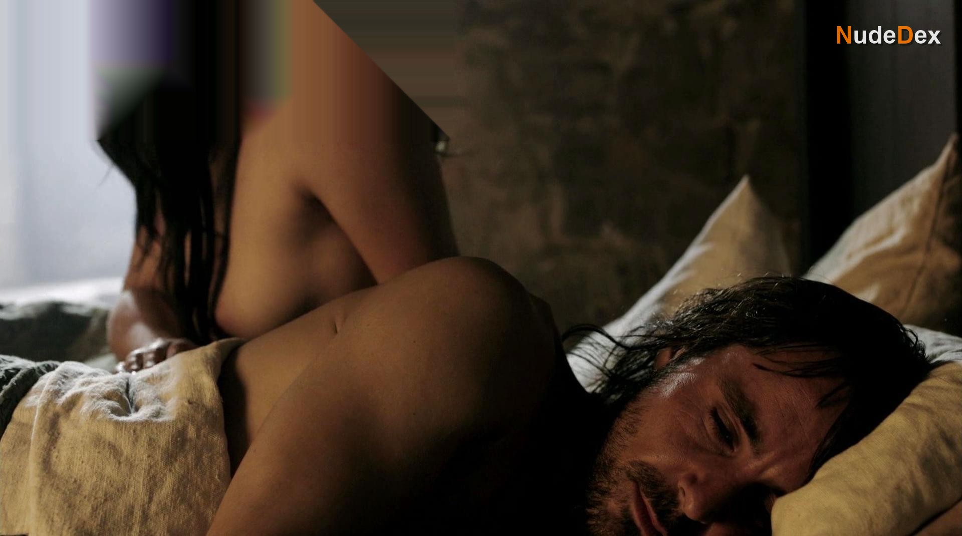 Jessica Brown Findlay in Labyrinth, photo 2