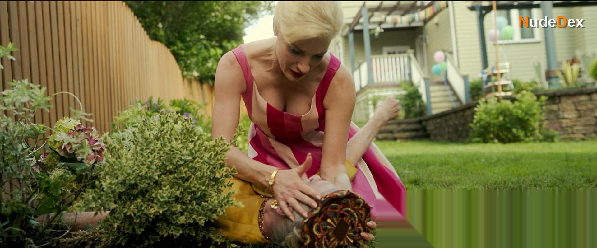 Veerle Baetens in Mothers' Instinct