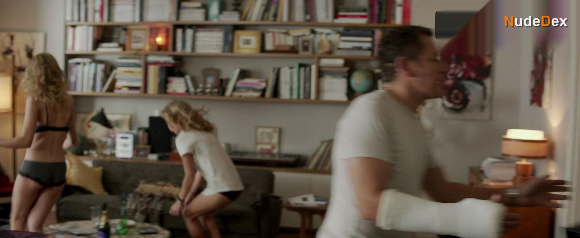 Jessica Cressy in Lolo, photo 2