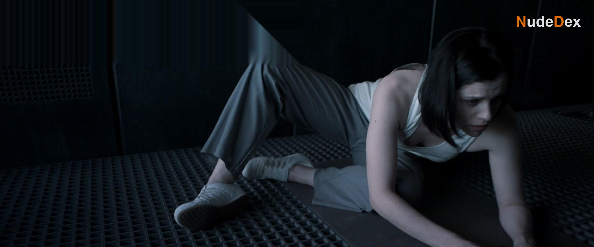 Jessica De Gouw in Otherlife, photo 10