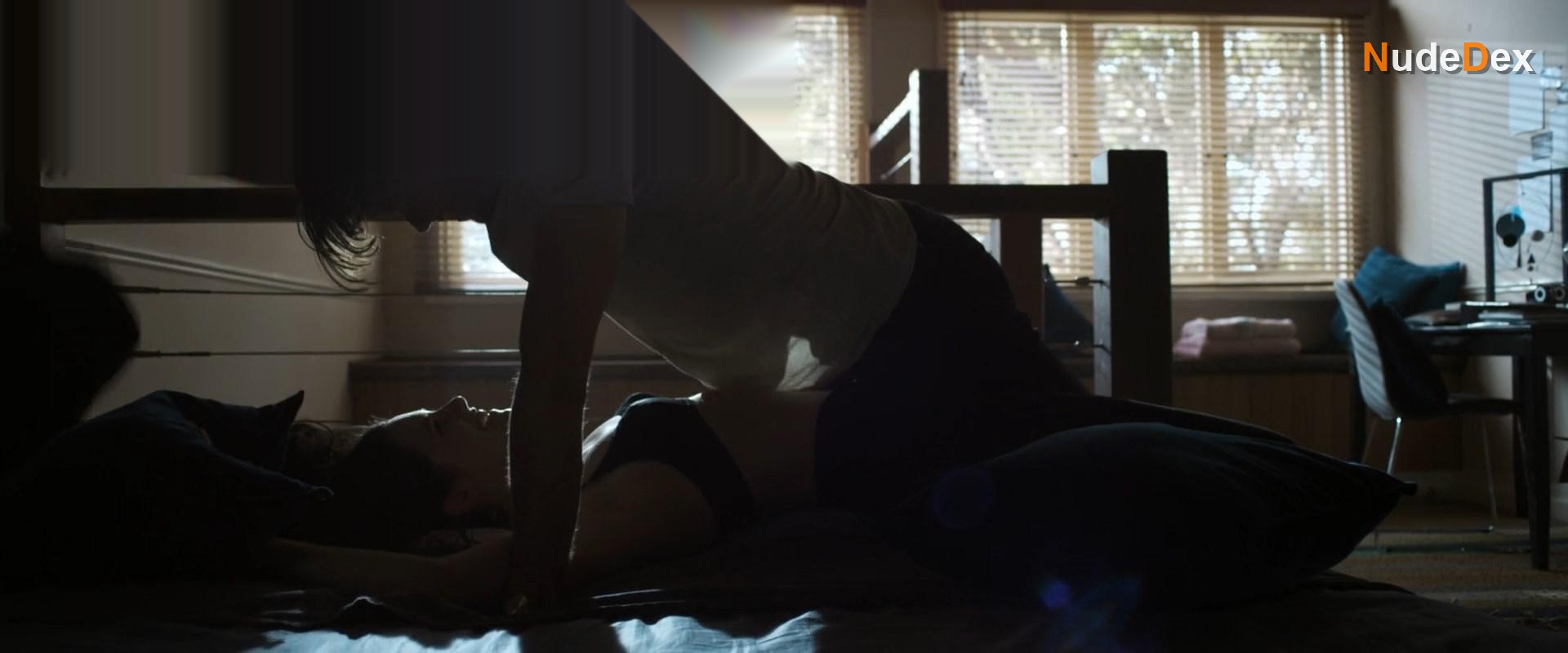 Jessica De Gouw in Otherlife, photo 15