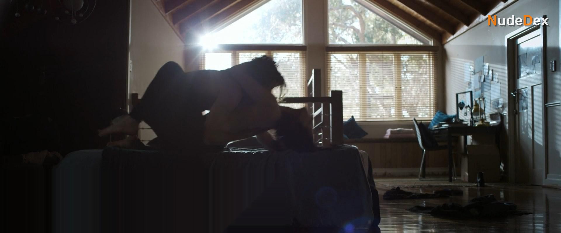 Jessica De Gouw in Otherlife, photo 17
