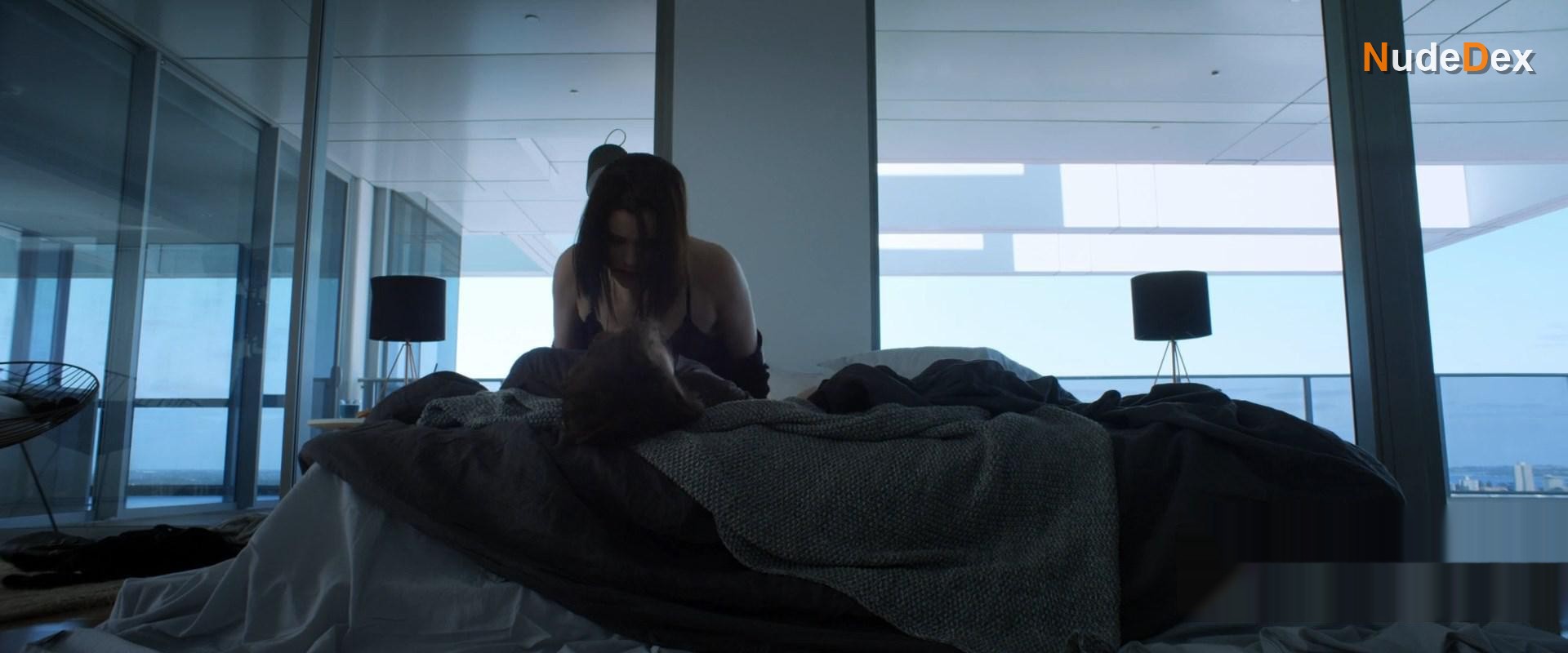 Jessica De Gouw in Otherlife, photo 26