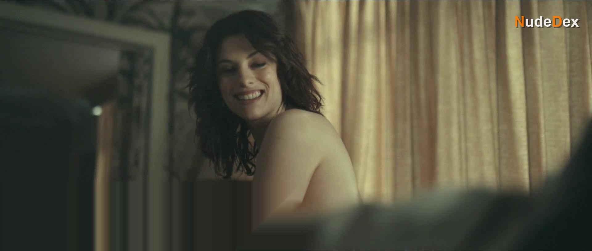 Jessica De Gouw in Sunny Nights, photo 3