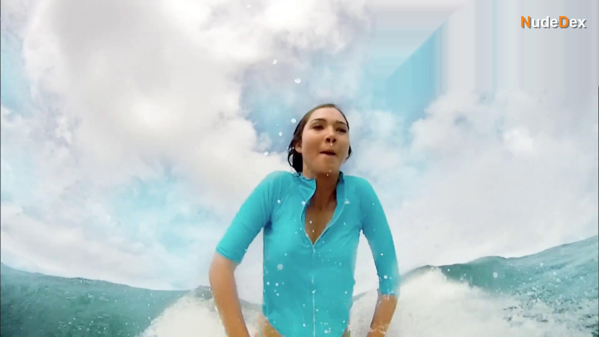 Jessica Green in Alien Surf Girls, photo 20