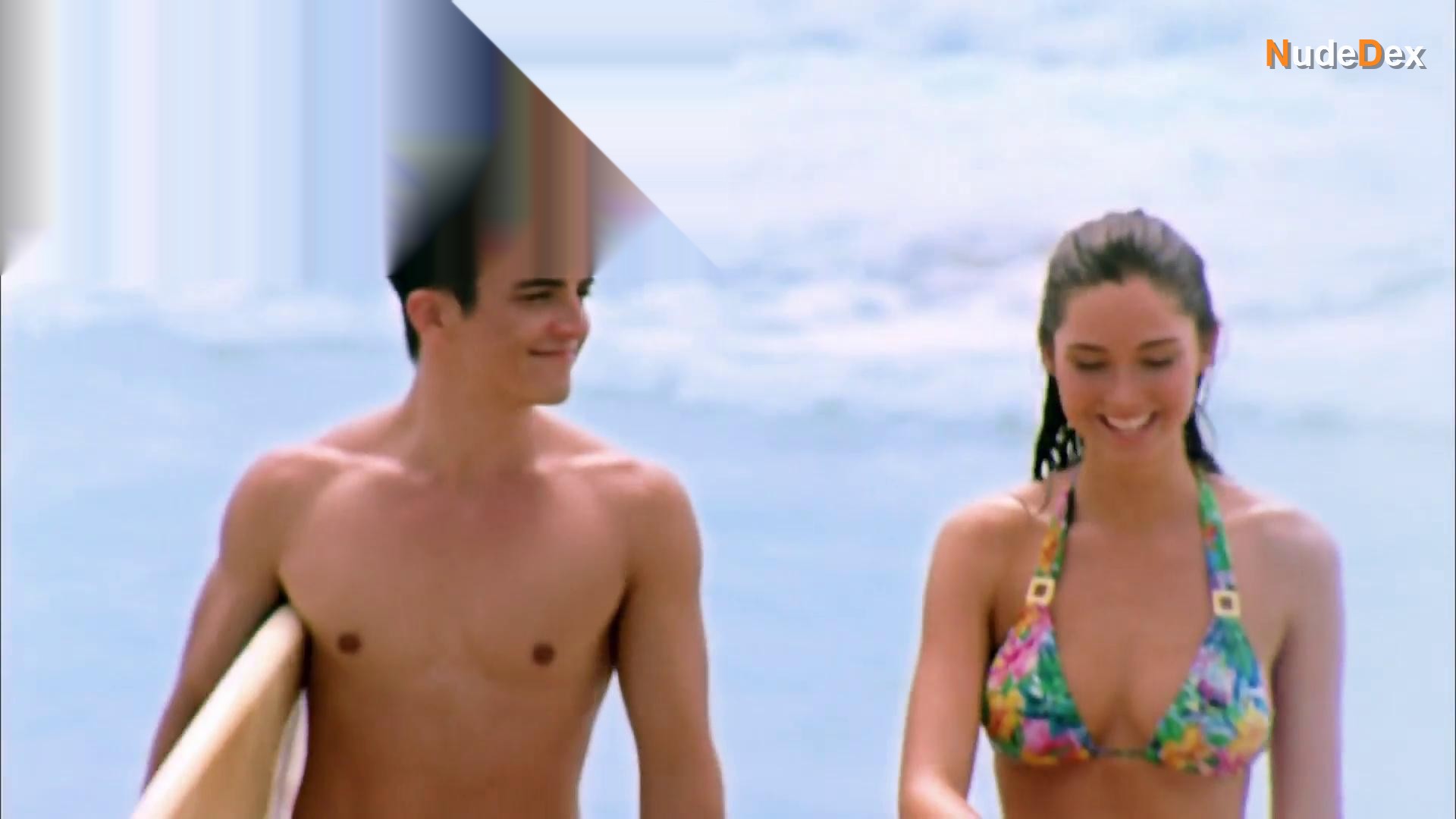 Jessica Green in Alien Surf Girls, photo 23