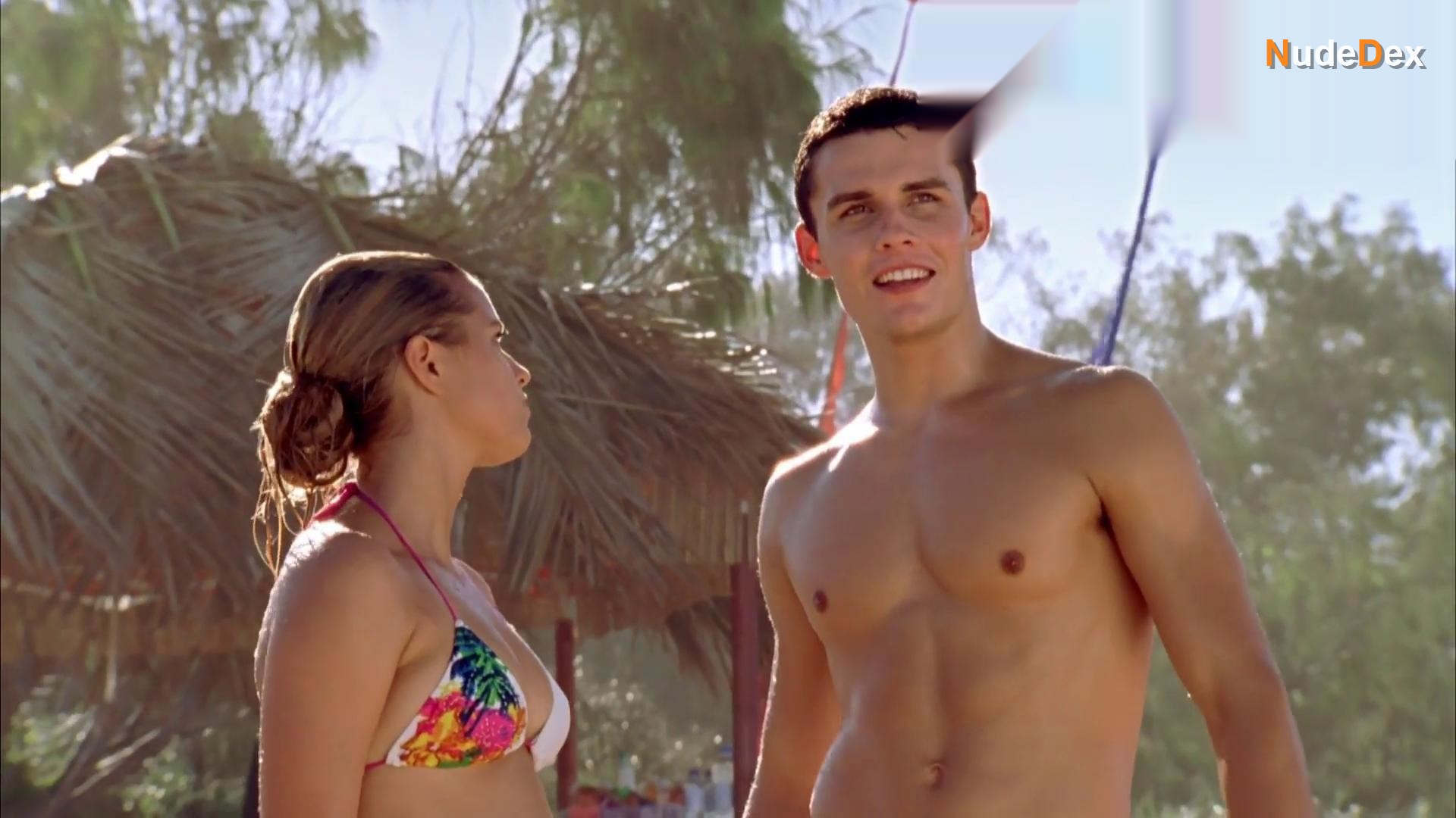 Jessica Green in Alien Surf Girls, photo 24