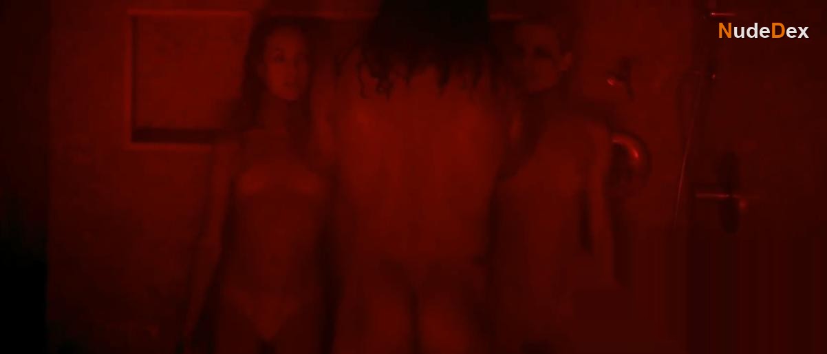 Jessica Lelia Greene in Swap, photo 16