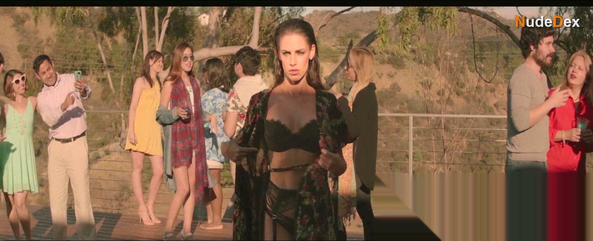 Jessica Lowndes in Deja Vu, photo 2