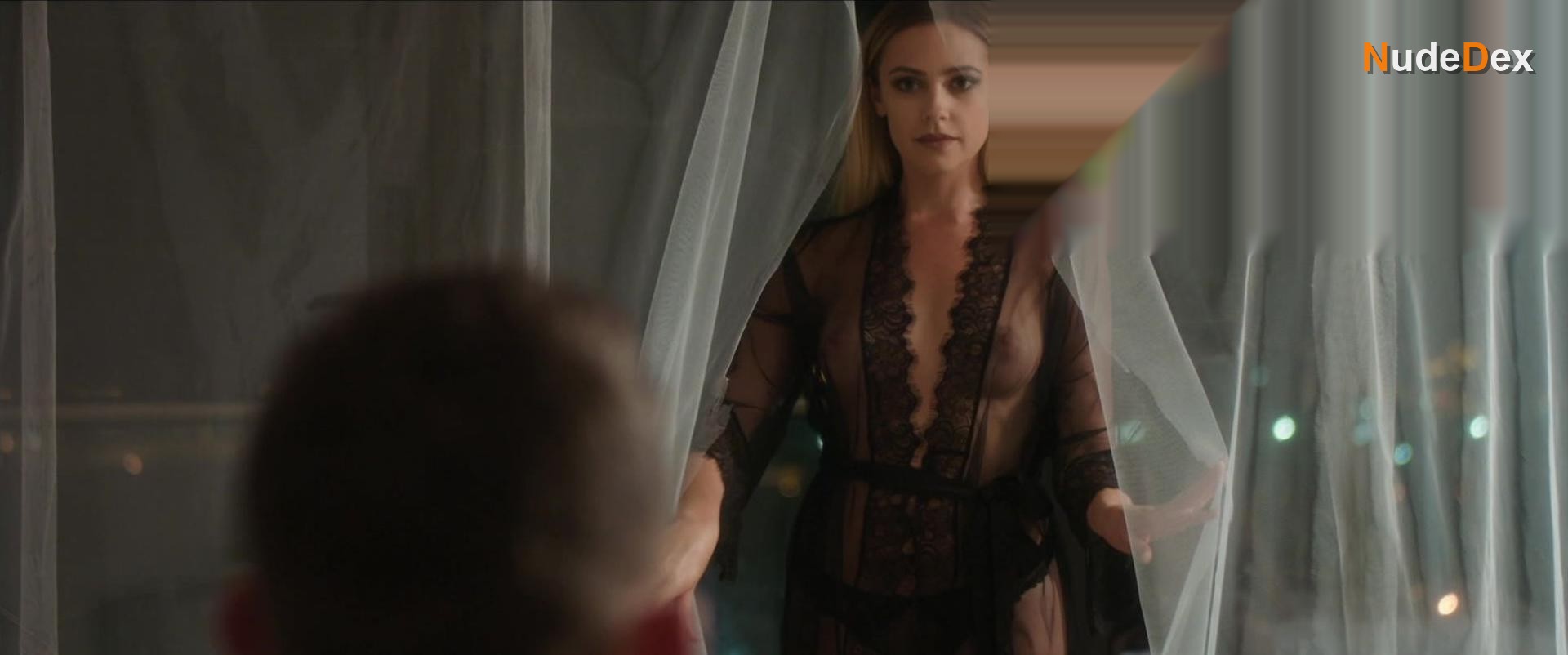 Jessica Norris in Outlawed, photo 1