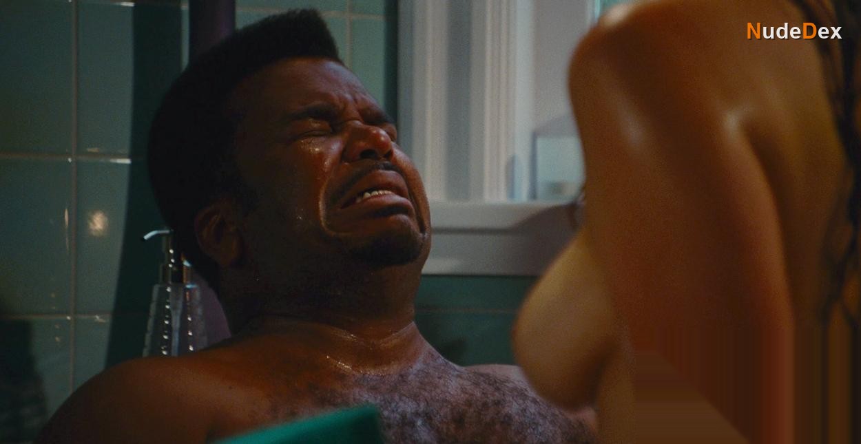 Jessica Pare in Hot Tub Time Machine, photo 10