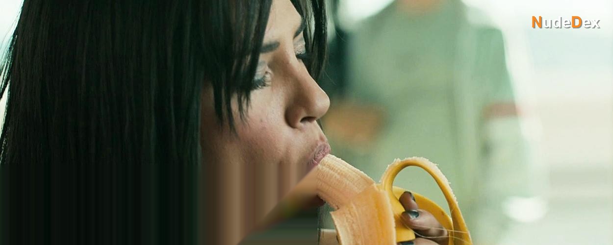 Jessica Szohr in Love Bite, photo 6