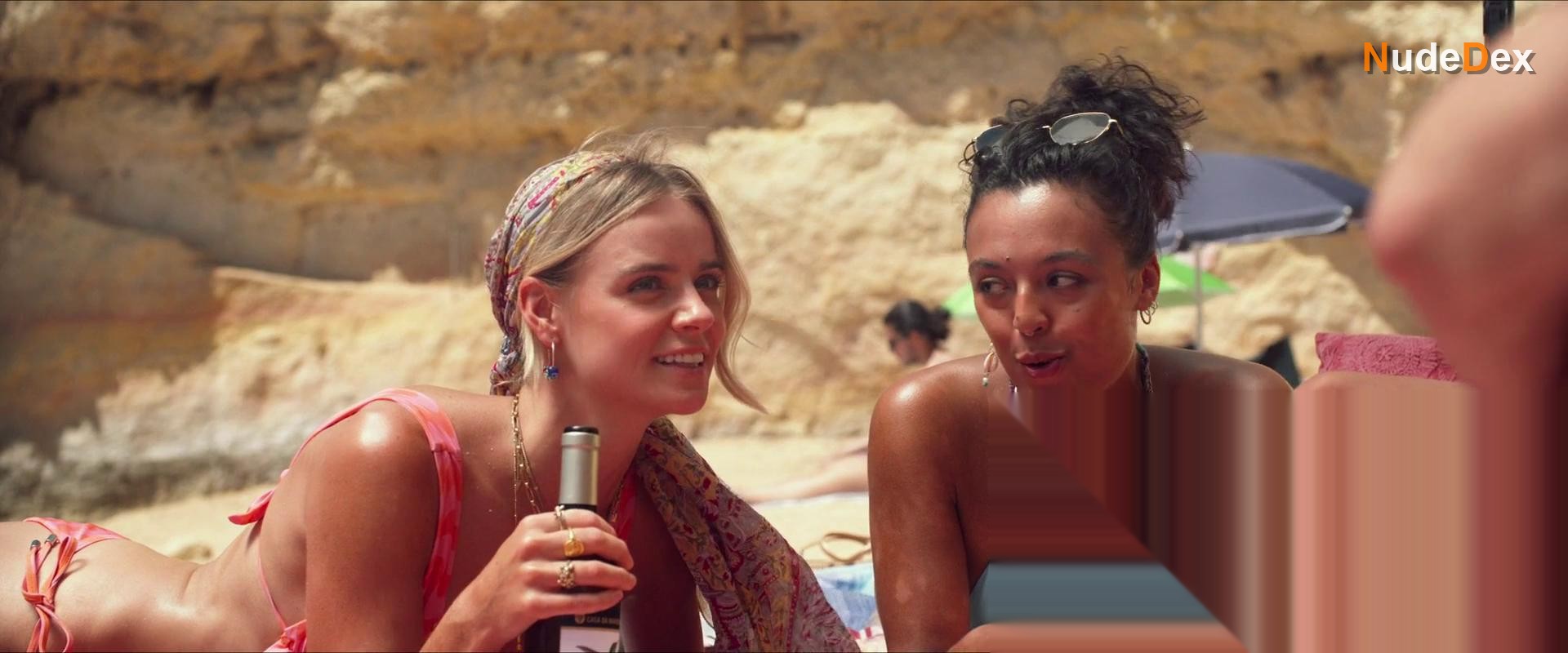 Jessica Webber in After Everything, photo 21
