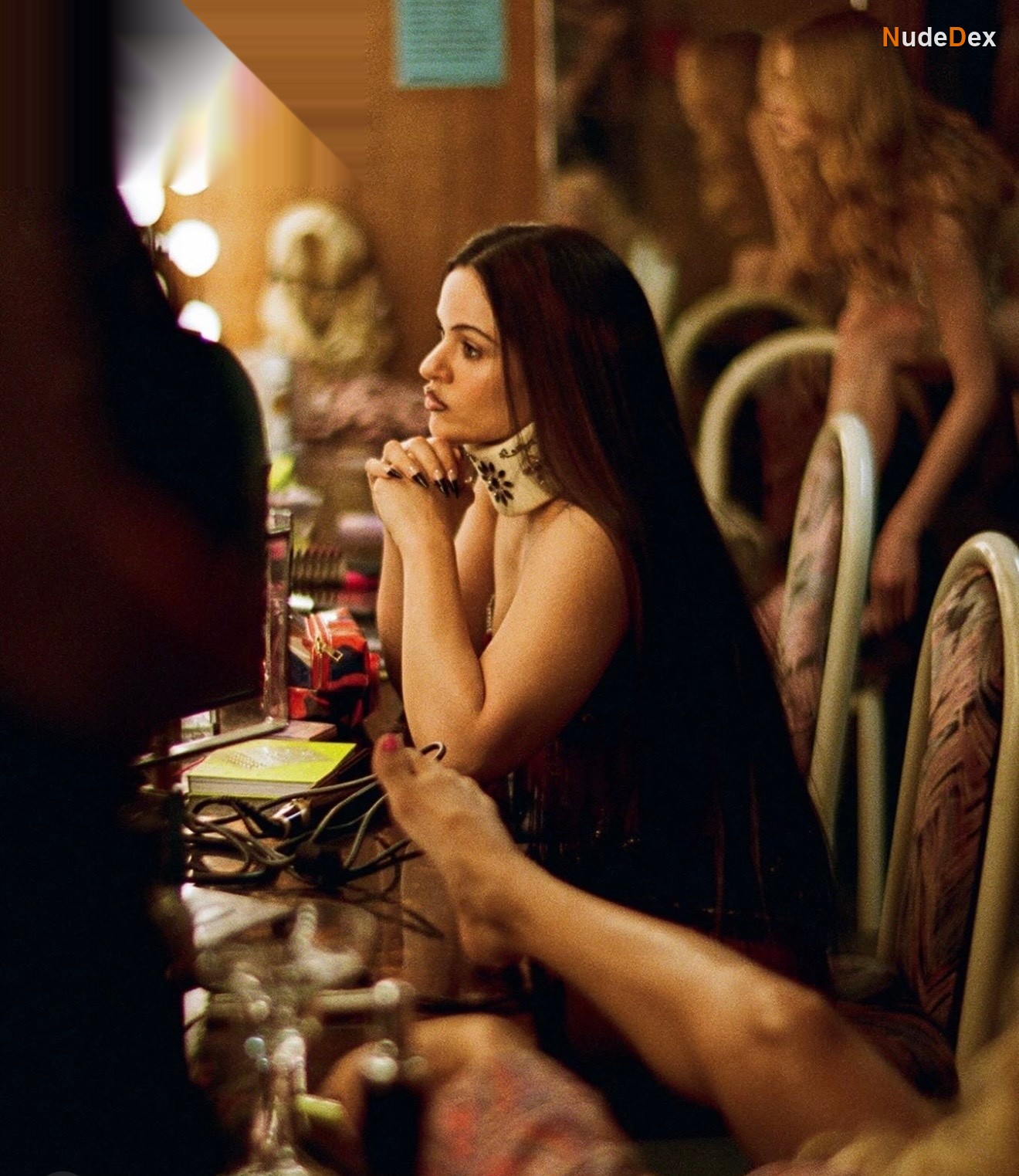 Jewell Farshad in Euphoria, photo 16