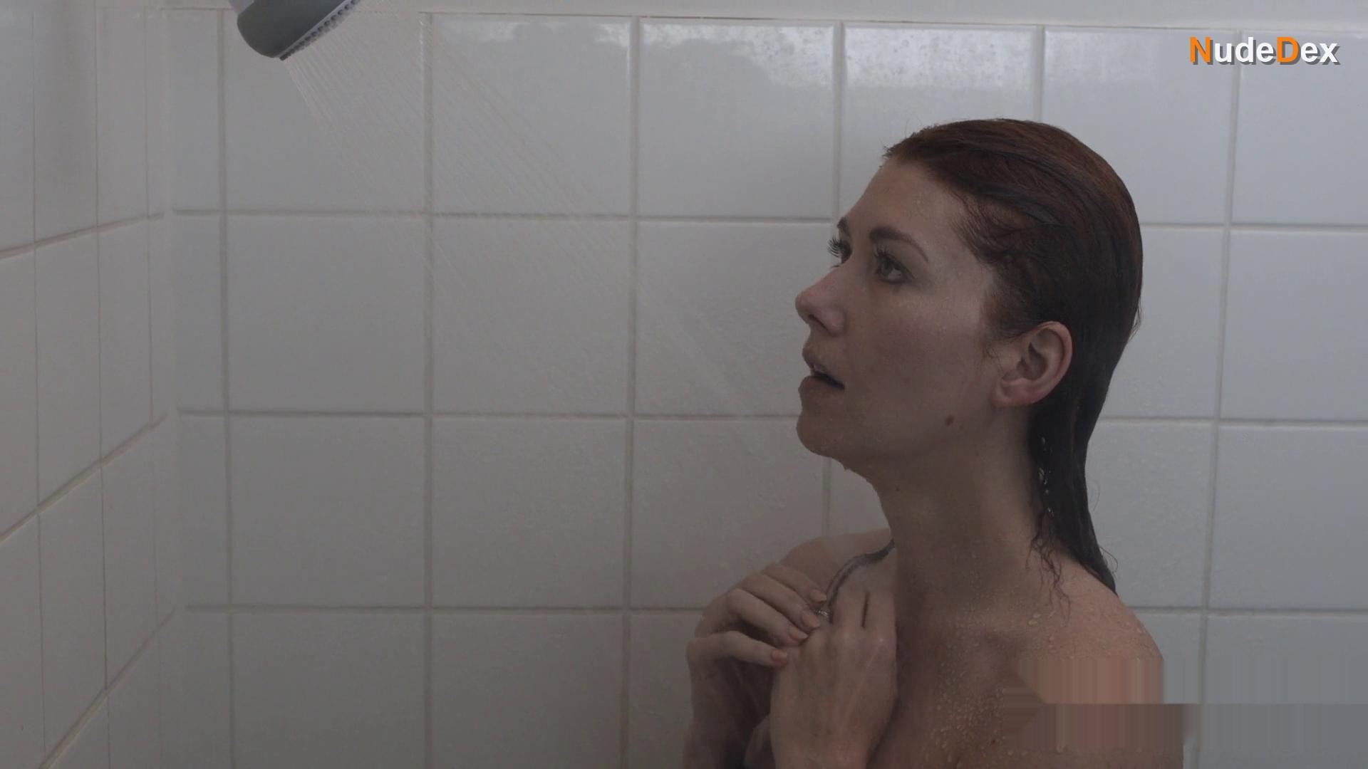 Jewel Staite in A Frosty Affair, photo 4