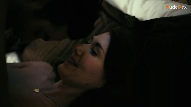 Jewel Staite in How To Plan An Orgy In A Small Town, photo 6