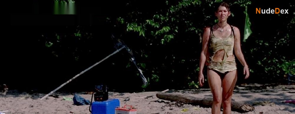 Jewel Staite in The Forgotten Ones, photo 2