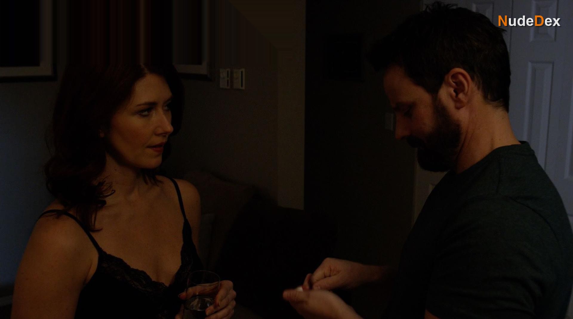 Jewel Staite in Undercover Wife, photo 16