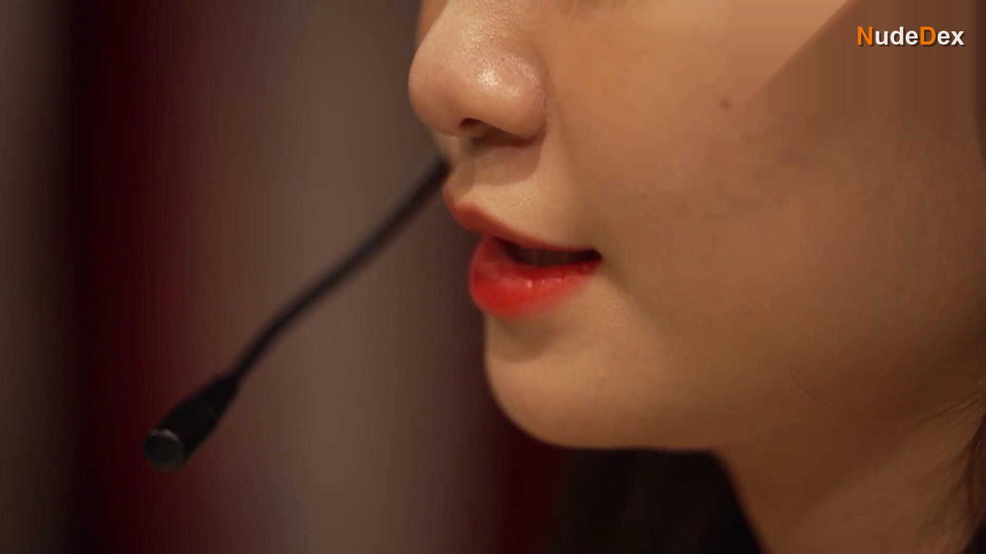Ji Hee in Call Center Accepts Everything, photo 5