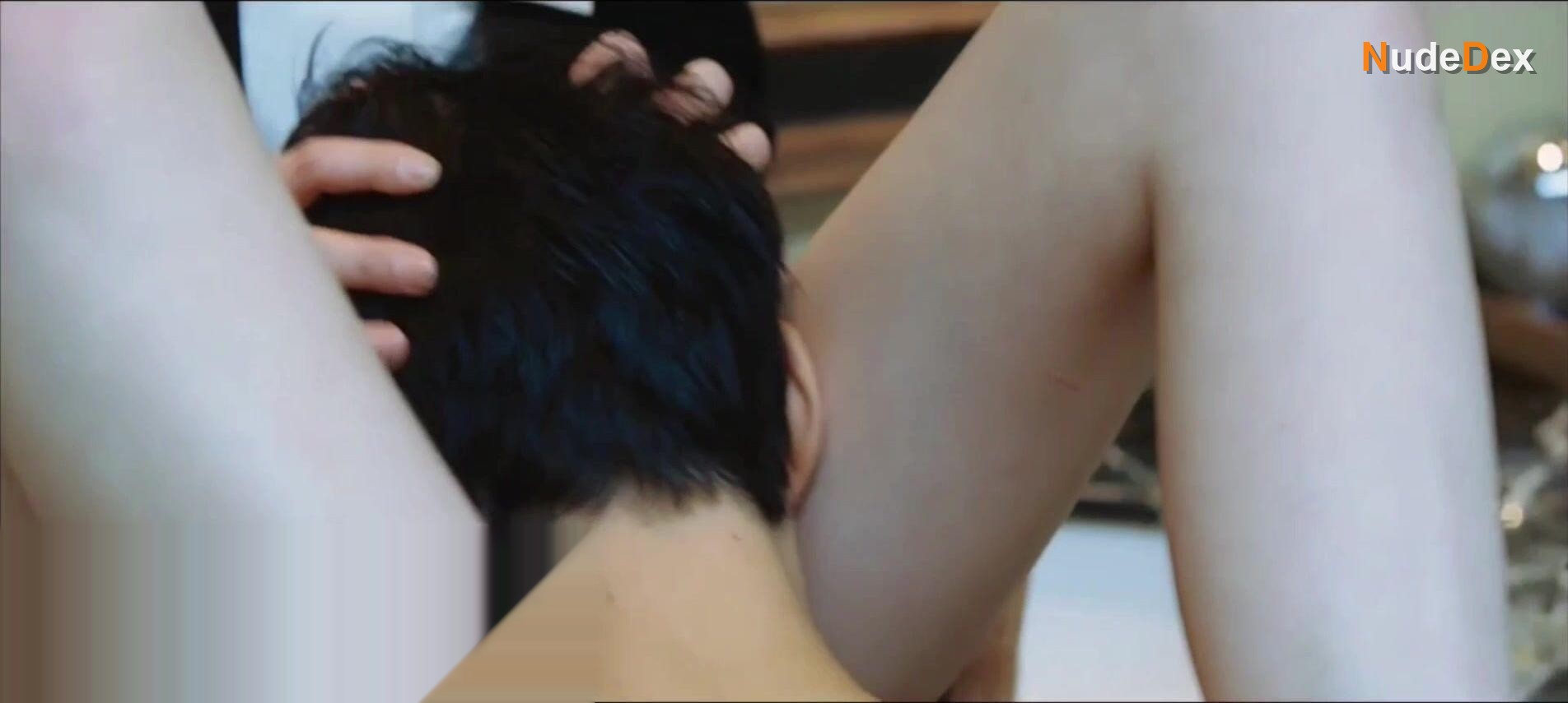 Ji Seo-yun in The Indecent Family, photo 9
